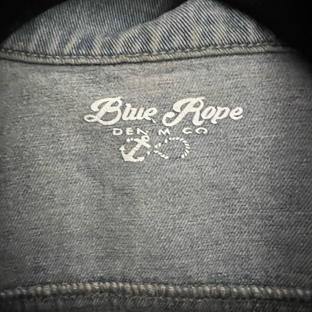 Cropped Jean Jacket - Picture 6 of 6
